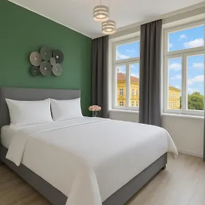 Kinsky Garden And By Dwellfort Hotel apartamentowy Praga