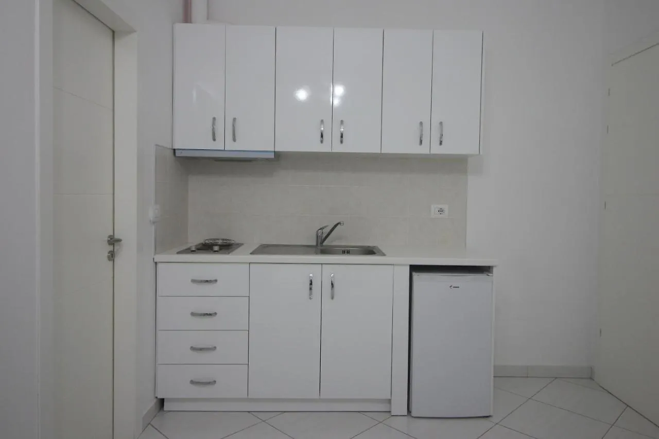 Eleana Apartments Sarandë
