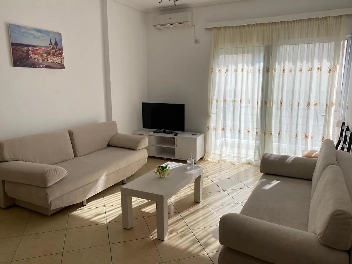 Eleana Apartments Sarandë
